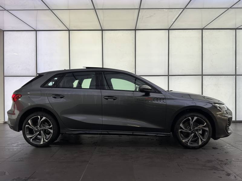 Audi A3 Sportback Sportback 40 TFSI e Hybride rechargeable 204 S tronic 6 S li  occasion  ROISSY-EN-France - photo n7
