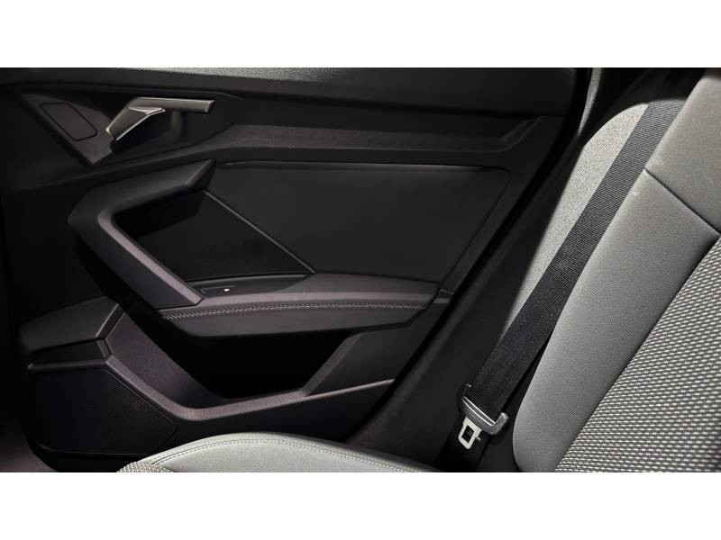 Audi A3 Sportback Sportback 40 TFSIe 204 S tronic 6 S line  occasion  Paris - photo n10
