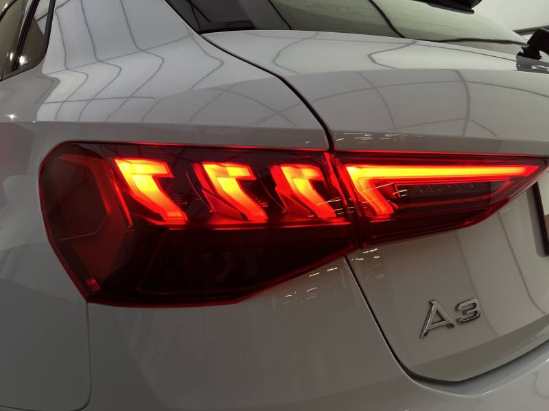 Audi A3 Sportback Sportback 40 TFSIe 204 S tronic 6 S line  occasion  SAINT-OUEN - photo n7