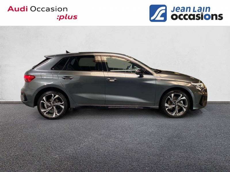 Audi A3 Sportback Sportback 40 TFSIe 204 S tronic 6 S line  occasion  Voiron - photo n4