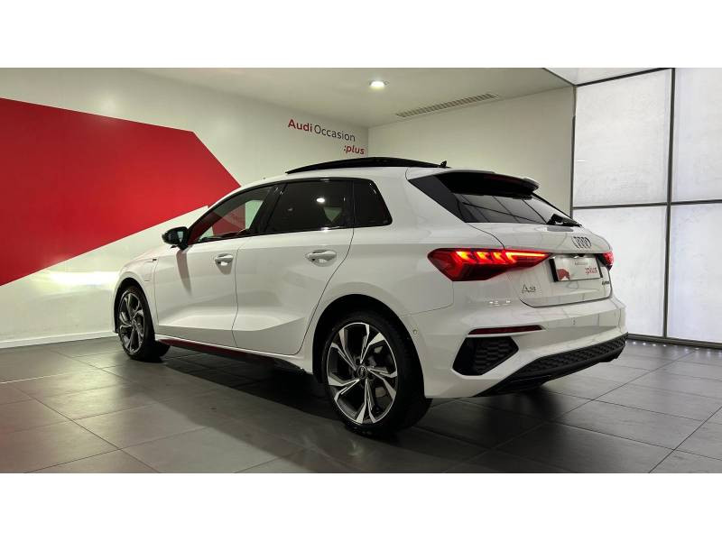 Audi A3 Sportback Sportback 40 TFSIe 204 S tronic 6 S line  occasion  SAINT-OUEN - photo n8