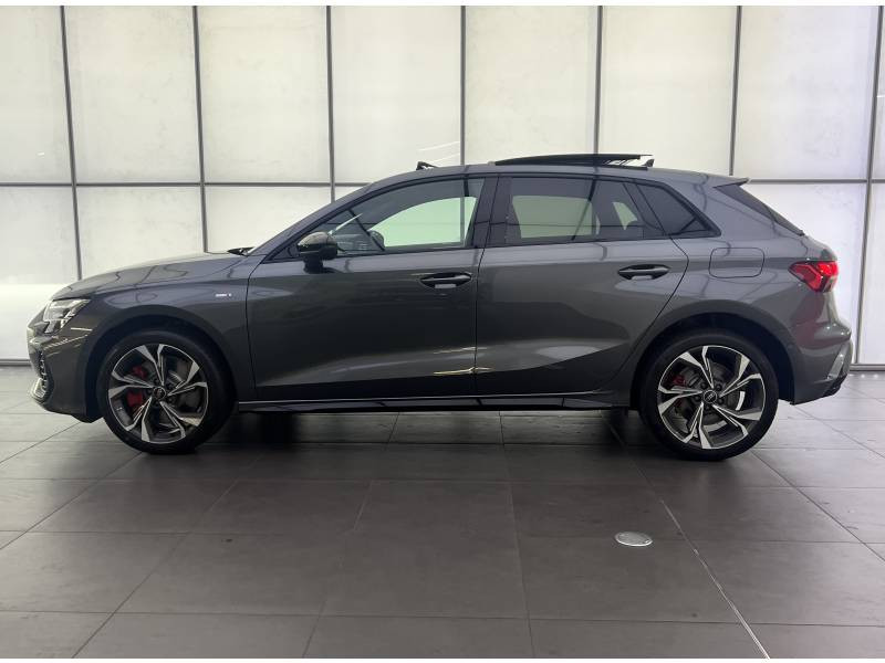 Audi A3 Sportback Sportback 45 TFSI e Hybride rechargeable 272 S tronic 6 S li  occasion  SAINT-OUEN - photo n6