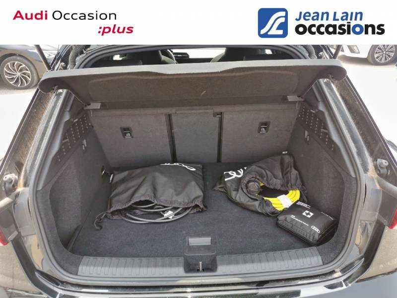 Audi A3 Sportback Sportback 45 TFSIe 245 S tronic 6 Competition  occasion à Volx - photo n°10