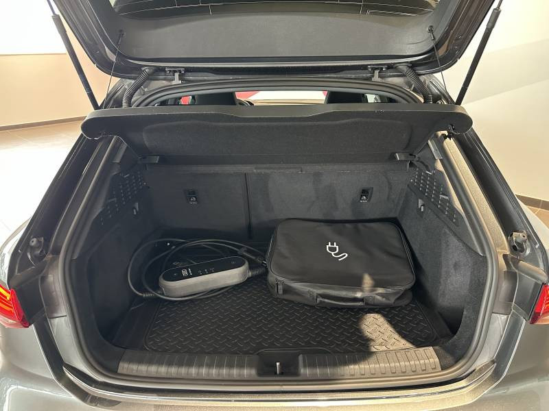 Audi A3 Sportback Sportback 45 TFSIe 245 S tronic 6 Competition  occasion  ROISSY-EN-France - photo n4
