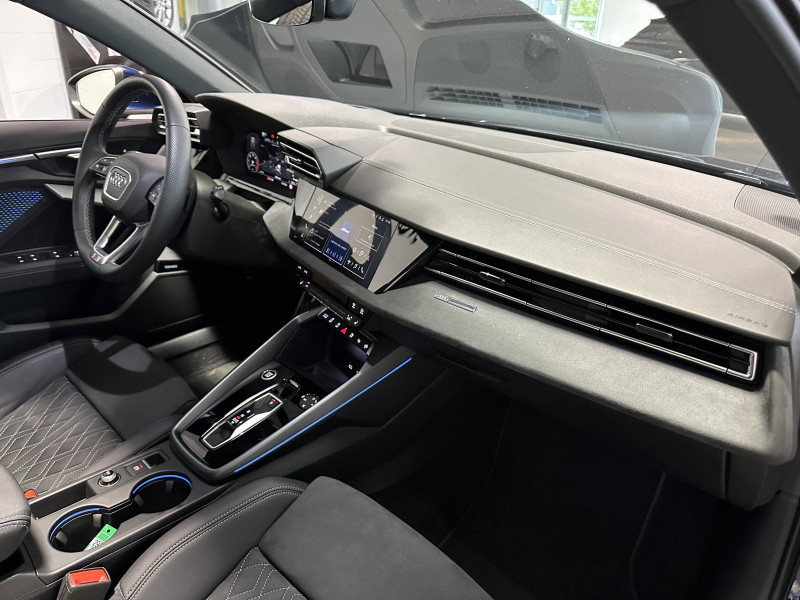 Audi A3 Sportback SPORTBACK A3 Sportback 35 TDI 150 S tronic 7  occasion à Saint Maximin - photo n°3
