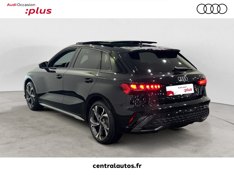 Audi A3 Sportback SPORTBACK A3 Sportback 35 TFSI Mild Hybrid 150 S tronic 7  occasion à Lyon - photo n°3