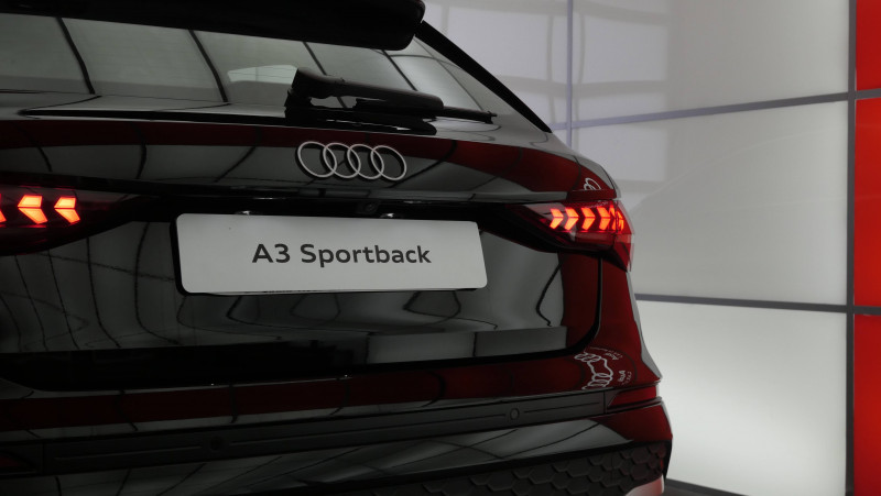 Audi A3 Sportback SPORTBACK A3 Sportback 40 TFSI e Hybride rechargeable 204 S   occasion  TONNAY-CHARENTE - photo n3