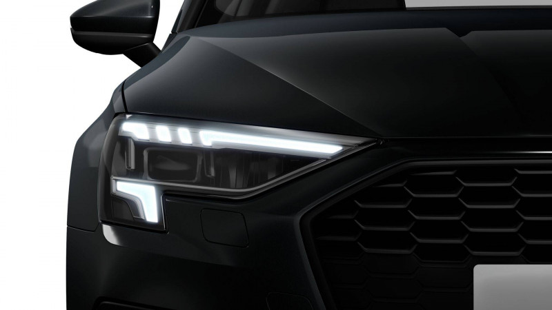Audi A3 Sportback SPORTBACK A3 Sportback 40 TFSIe 204 S tronic 6  occasion à Saint Maximin - photo n°2
