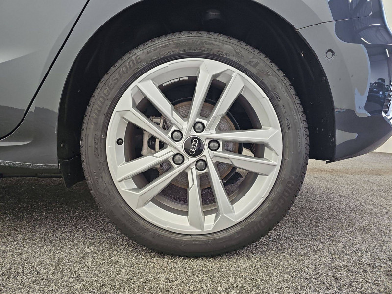 Audi A3 Sportback SPORTBACK A3 Sportback 40 TFSIe 204 S tronic 6  occasion à Blois - photo n°4