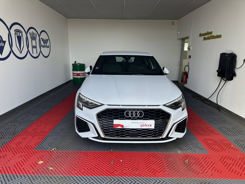 Audi A3 Sportback SPORTBACK A3 Sportback 40 TFSIe 204 S tronic 6  occasion à Saint-Malo - photo n°2