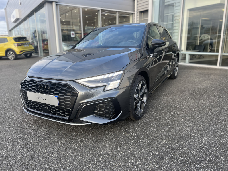 Audi A3 Sportback SPORTBACK A3 Sportback 40 TFSIe 204 S tronic 6  occasion à CHARMEIL - photo n°1