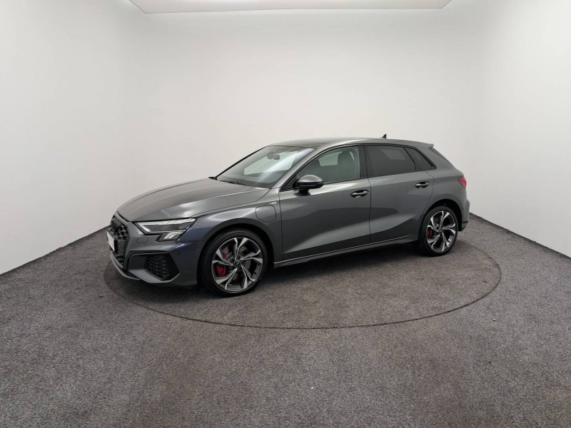 Audi A3 Sportback SPORTBACK A3 Sportback 45 TFSIe 245 S tronic 6  occasion à Saint-Cyr-sur-Loire - photo n°1
