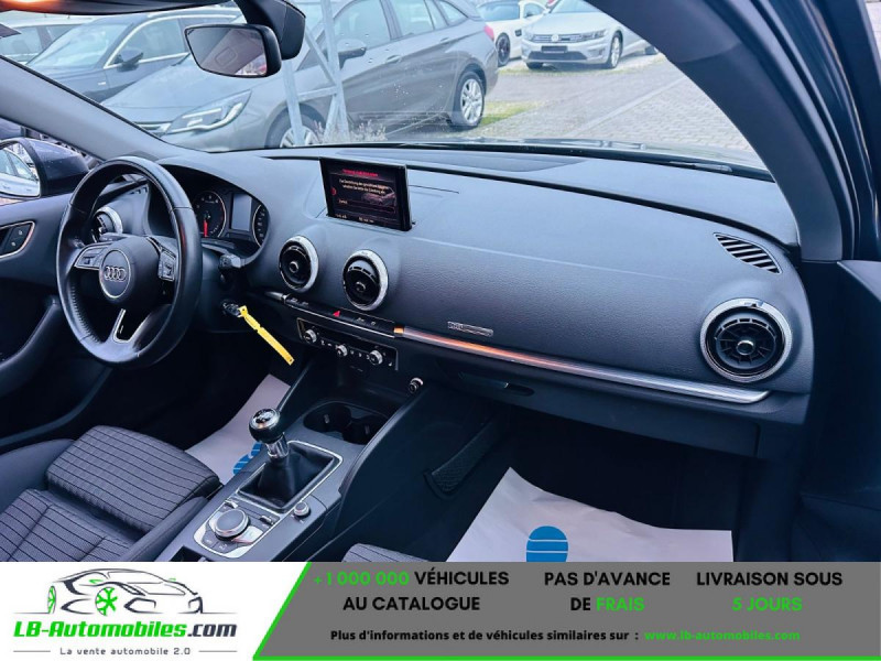 Audi A3 Sportback TFSI 115 BVM  occasion � Beaupuy - photo n�8