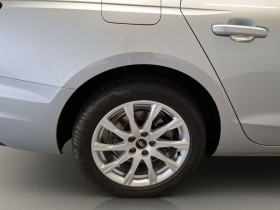 Audi A4 Avant 30 TDI 136 BVA  occasion  Beaupuy - photo n11