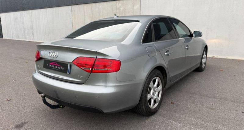 Audi A4 2.0 TDI 16V FAP Multitronic 143 cv - Régulateur / Attelage / 2010 - photo n°5 Audi A4 2.0 TDI 16V FAP Multitronic 143 cv - Régulateur / Attelage /  occasion à Saint-Dizier - photo n°5