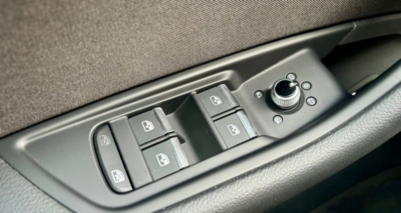 Audi A4 BUSINESS 30 TDI 136 S tronic 7 Line 2021 - photo n°5 Audi A4 BUSINESS 30 TDI 136 S tronic 7 Line  occasion à SAUTRON - photo n°5