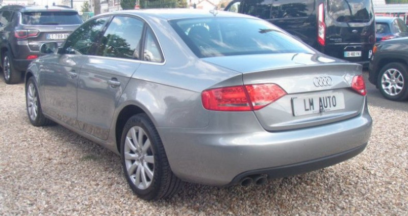 Audi A4 IV 2.0 TDI 143 AMBITION LUXE MULTITRONIC 2010 - photo n°4 Audi A4 IV 2.0 TDI 143 AMBITION LUXE MULTITRONIC  occasion à GAGNY - photo n°4