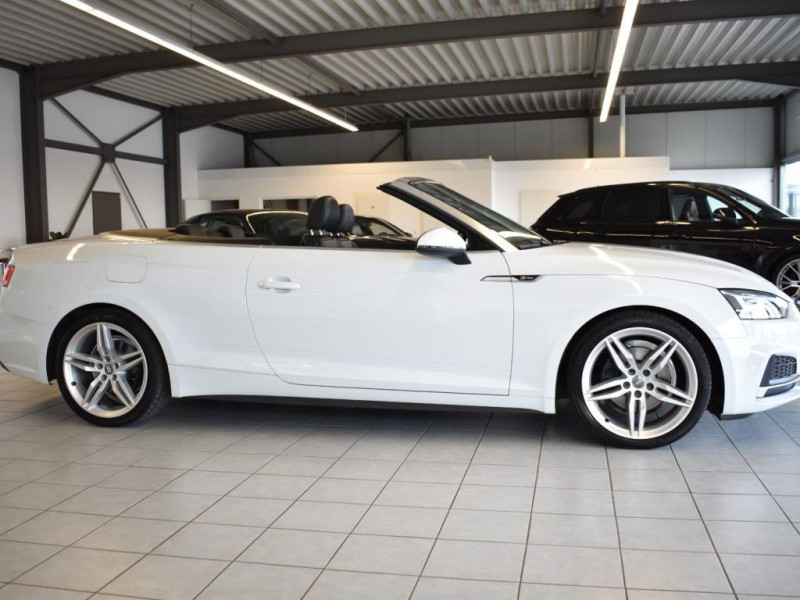 Audi A5 Cabriolet Cabriolet S-LINE/LED/ALCAN/NAVI/DIGITALCOCKP. 2017 - photo n°11 Audi A5 Cabriolet Cabriolet S-LINE/LED/ALCAN/NAVI/DIGITALCOCKP.  occasion à L'Union - photo n°11