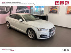Audi A5 Sportback occasion Blanc année 2019 boite Robotisee Annonce Audi A5 Sportback occasion Essence 35 TFSI 150ch S line S tronic 7 Euro6d-T à Saint-Martin-des-Champs