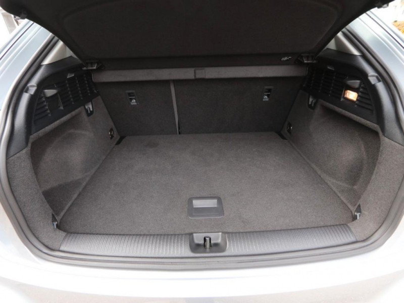 Audi Q2 30 TFSI Navi LED Kamera DAB SHZ MFL BT 2023 - photo n°14 Audi Q2 30 TFSI Navi LED Kamera DAB SHZ MFL BT  occasion à L'Union - photo n°14