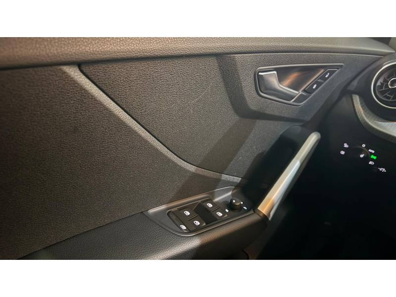 Audi Q2 35 TFSI 150 S tronic 7 Design  occasion  Paris - photo n10