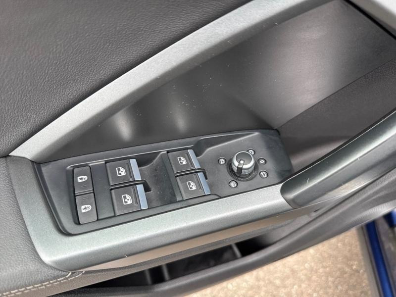 Audi Q3 Sportback 45 TFSI e 245ch S line S tronic 6  occasion  Barberey-Saint-Sulpice - photo n17