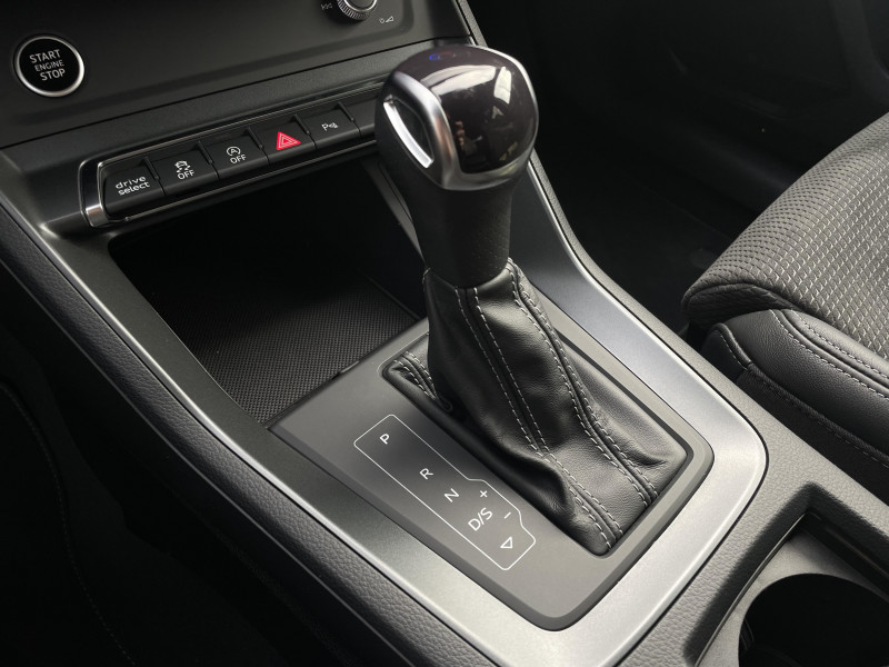 Audi Q3 Sportback Q3 Sportback 35 TDI 150 ch S tronic 7 S Edition 5p  occasion � Onet-le-Ch�teau - photo n�12