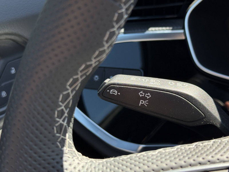 Audi Q3 Sportback Q3 Sportback 35 TDI 150 ch S tronic 7 S line 5p  occasion  Onet-le-Chteau - photo n14