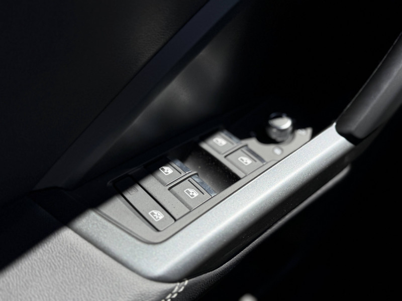 Audi Q3 Sportback Q3 Sportback 35 TDI 150 ch S tronic 7 S line 5p  occasion  Onet-le-Chteau - photo n10