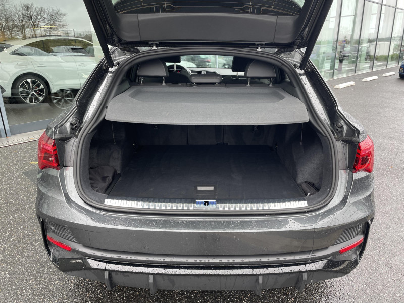 Audi Q3 Sportback Q3 Sportback 35 TDI 150 ch S tronic 7 S line plus 5p  occasion à Onet-le-Chteau - photo n°9