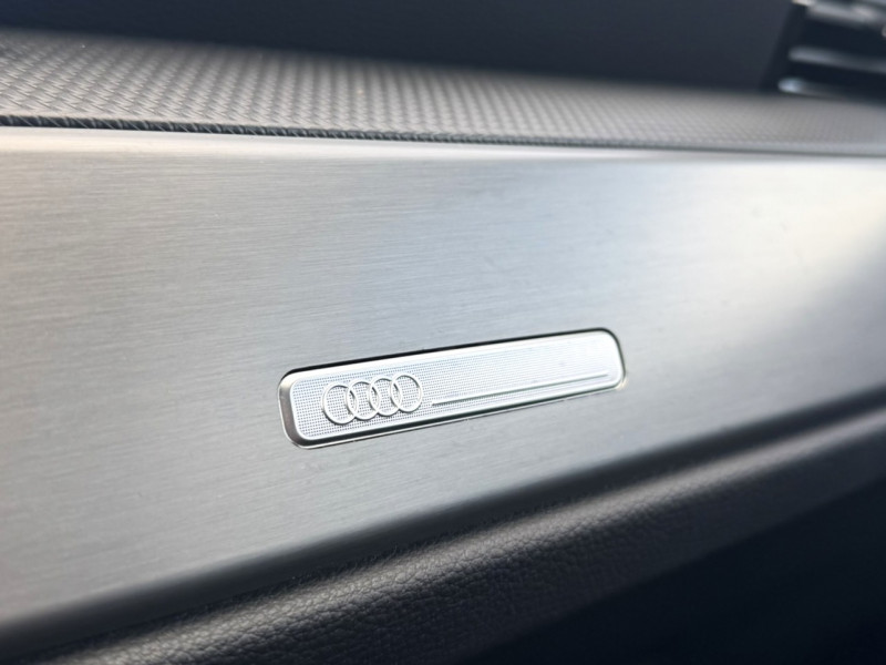 Audi Q3 Sportback Q3 Sportback 35 TDI 150 ch S tronic 7 S line plus 5p  occasion � Onet-le-Ch�teau - photo n�8