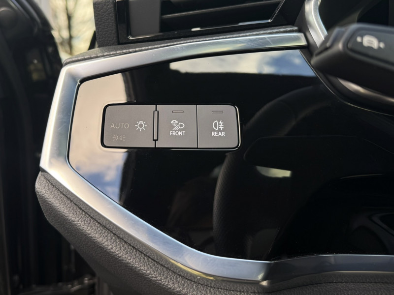 Audi Q3 Sportback Q3 Sportback 35 TDI 150 ch S tronic 7 S line plus 5p  occasion � Onet-le-Ch�teau - photo n�10