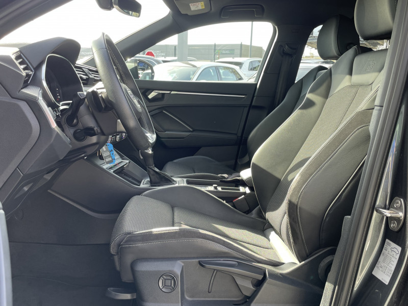 Audi Q3 Sportback Q3 Sportback 45 TFSIe  245 ch S tronic 6 S line 5p  occasion à Onet-le-Chteau - photo n°6