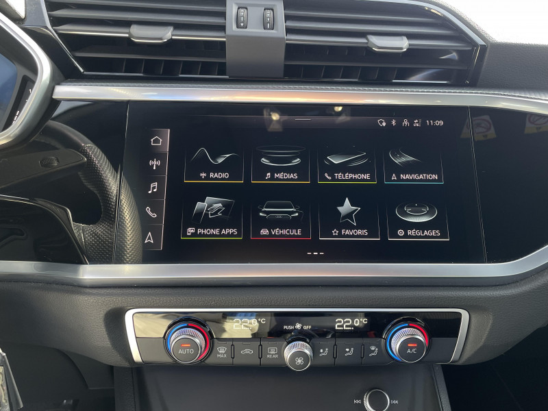 Audi Q3 Sportback Q3 Sportback 45 TFSIe  245 ch S tronic 6 S line 5p  occasion à Onet-le-Chteau - photo n°18