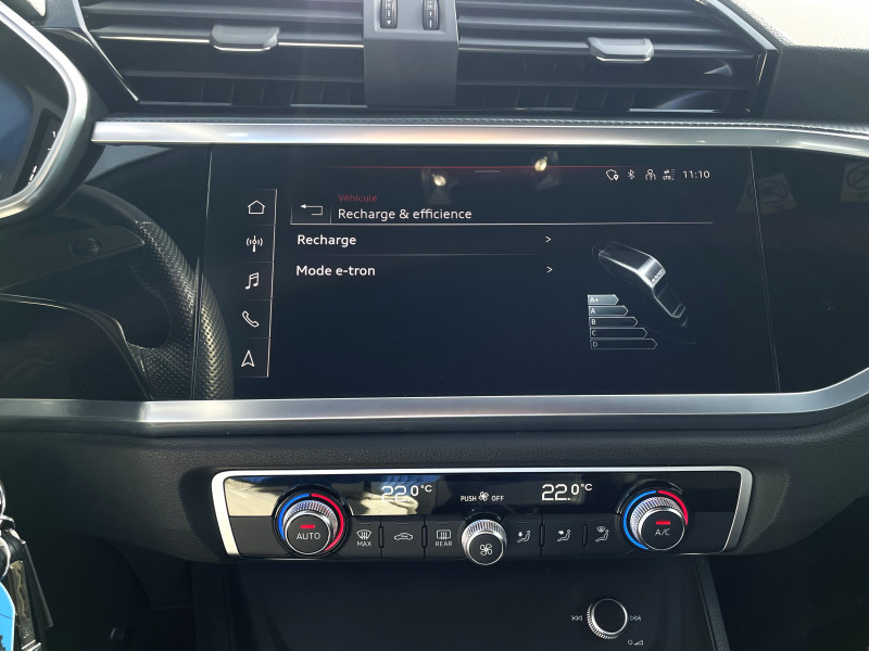 Audi Q3 Sportback Q3 Sportback 45 TFSIe  245 ch S tronic 6 S line 5p  occasion à Onet-le-Chteau - photo n°5