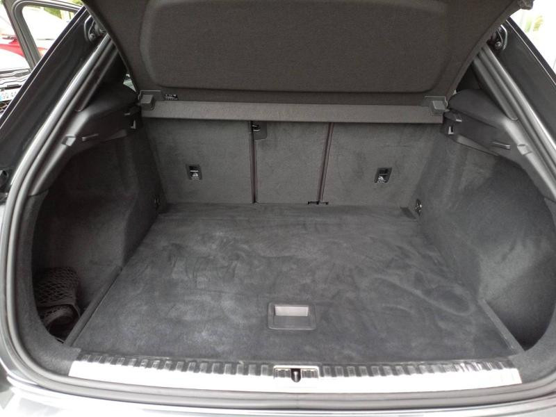 Audi Q3 35 TFSI 150ch Mild Hybrid S line S tronic 7 2020 - photo n°13 Audi Q3 35 TFSI 150ch Mild Hybrid S line S tronic 7  occasion à Vert-Saint-Denis - photo n°13