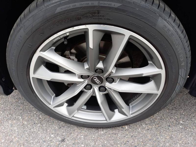 Audi Q3 35 TFSI 150ch Mild Hybrid S line S tronic 7 2020 - photo n°9 Audi Q3 35 TFSI 150ch Mild Hybrid S line S tronic 7  occasion à Vert-Saint-Denis - photo n°9
