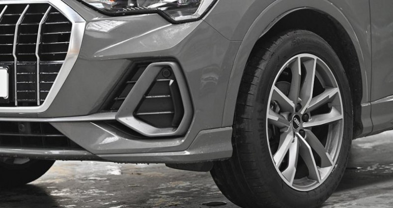 Audi Q3 35 TFSI S-LINE ACC PDC VO&HI VIRTUAL KEYLESS  - photo n°5 Audi Q3 35 TFSI S-LINE ACC PDC VO&HI VIRTUAL KEYLESS  occasion à LEIMBACH - photo n°5