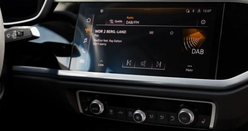 Audi Q3 45 TFSI e LM18 Kamera Smartph. Interf. SHZ  - photo n°5 Audi Q3 45 TFSI e LM18 Kamera Smartph. Interf. SHZ  occasion à LEIMBACH - photo n°5