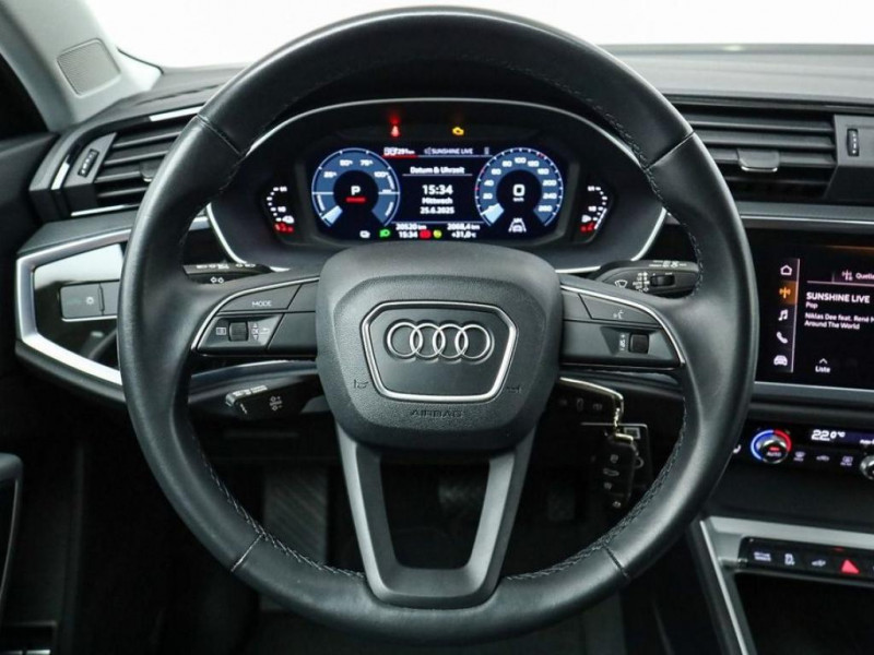 Audi Q3 45 TFSIe 245 ch BVA 2022 - photo n°11 Audi Q3 45 TFSIe 245 ch BVA  occasion à L'Union - photo n°11