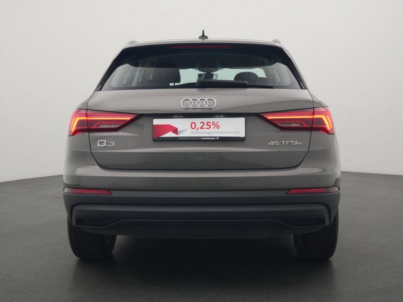 Audi Q3 45 TFSIe 245 ch BVA 2021 - photo n°4 Audi Q3 45 TFSIe 245 ch BVA  occasion à L'Union - photo n°4