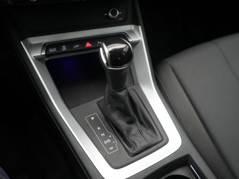 Audi Q3 45 TFSIe 245 ch BVA 2021 - photo n°9 Audi Q3 45 TFSIe 245 ch BVA  occasion à L'Union - photo n°9