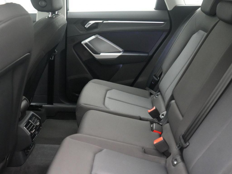 Audi Q3 45 TFSIe 245 ch BVA 2021 - photo n°10 Audi Q3 45 TFSIe 245 ch BVA  occasion à L'Union - photo n°10