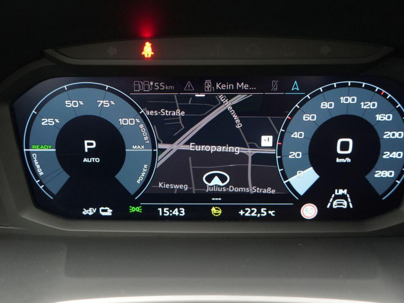 Audi Q3 45 TFSIe 245 ch BVA 2021 - photo n°8 Audi Q3 45 TFSIe 245 ch BVA  occasion à L'Union - photo n°8