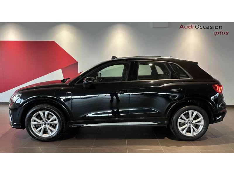 Audi Q3 45 TFSIe 245 ch S tronic 6 S line  occasion  ROISSY-EN-France - photo n6