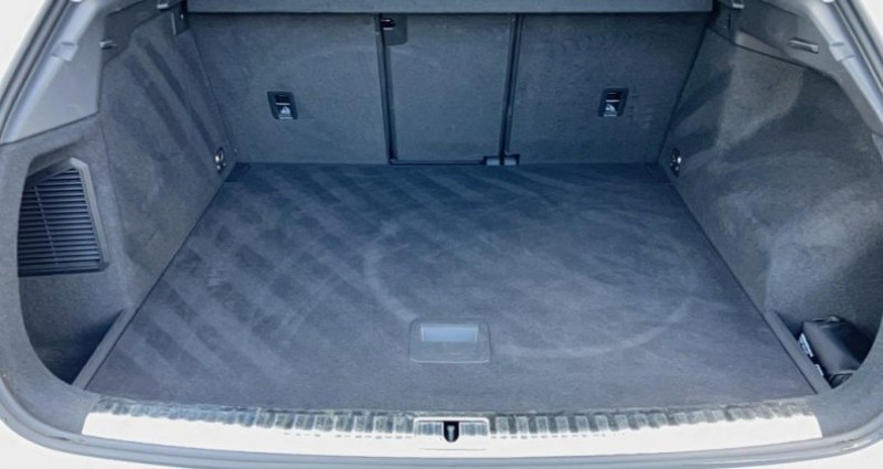 Audi Q3 45 TFSIe S tronic S line LED GRA  - photo n°4 Audi Q3 45 TFSIe S tronic S line LED GRA  occasion à LEIMBACH - photo n°4