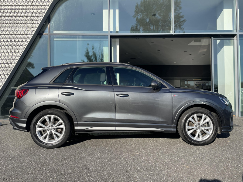 Audi Q3 Q3 35 TFSI 150 ch S tronic 7 S line 5p 2019 - photo n°15 Audi Q3 Q3 35 TFSI 150 ch S tronic 7 S line 5p  occasion à Onet-le-Château - photo n°15