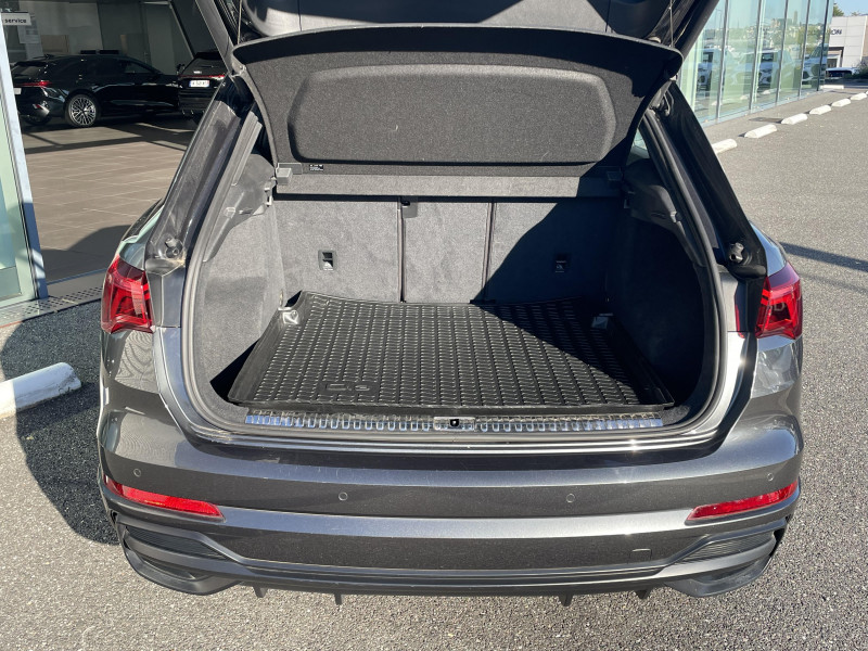 Audi Q3 Q3 35 TFSI 150 ch S tronic 7 S line 5p 2019 - photo n°19 Audi Q3 Q3 35 TFSI 150 ch S tronic 7 S line 5p  occasion à Onet-le-Château - photo n°19