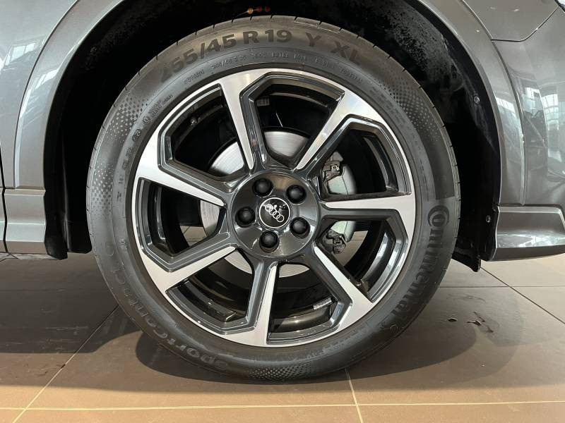 Audi Q3 Sportback 35 TFSI 150 ch S tronic 7 S line  occasion  ROISSY-EN-France - photo n9