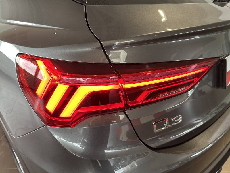 Audi Q3 Sportback 35 TFSI 150 ch S tronic 7 S line  occasion  ROISSY-EN-France - photo n9